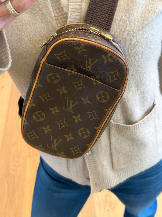 LV sling bag